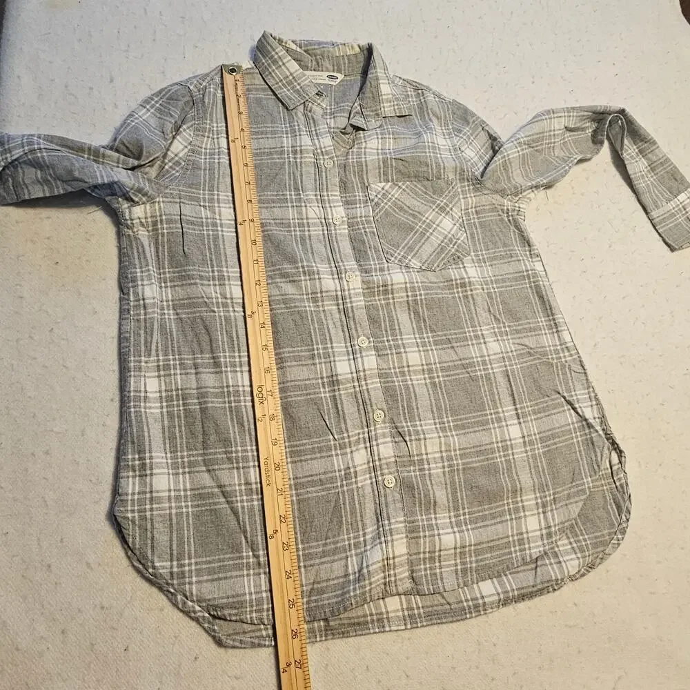 Old Navy The Classic Shirt Boyfriend Plaid Flannel Shirt Top for Women, Sz M